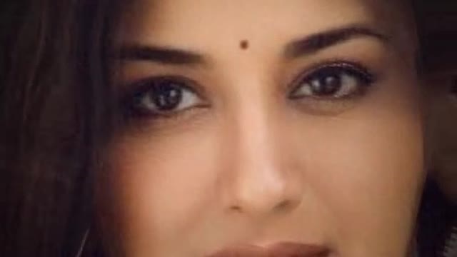 सोनाली बेंद्रे प्रेजेंट फेस जर्नी |#sonalibendre #sonalibendresongs