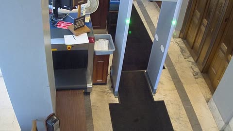 1017RSOB01DelAveADADoor_2021-01-06_11h09min20s883ms.mp4