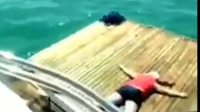 Drunk man jumps off boat