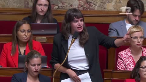 Une députée sort de ses gonds