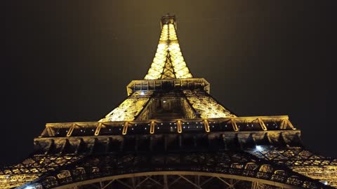 eiffel tower with romantic music
