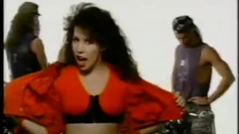 Lee Aaron - Whatcha Do To My Body