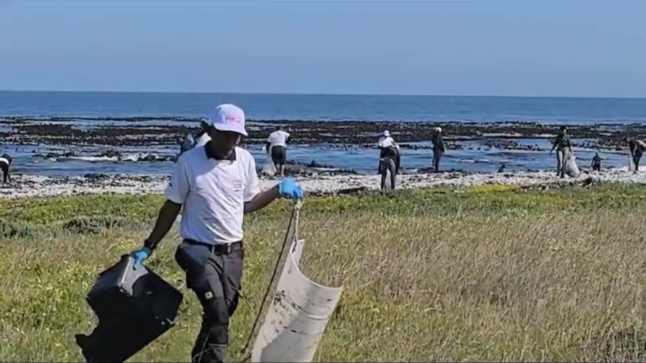 Coastal clean-up on Robben Island