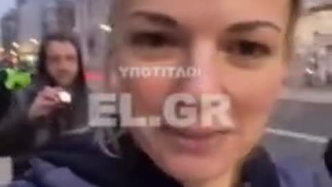 ΔΙΑΔΗΛΩΤΡΙΑ ΣΥΝΑΝΤΑ ΤΟΝ ΑΣΤΥΝΟΜΙΚΟ ΠΟΥ ΕΔΕΡΝΕ ΕΙΡΗΝΙΚΟΥΣ ΔΙΑΔΗΛΩΤΕΣ