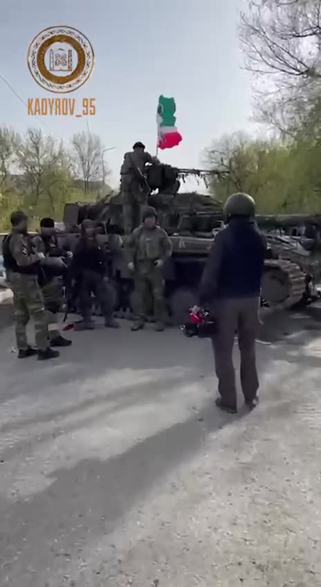 Ukrajinská armáda zanechala po svém úprku u Izjumu tank