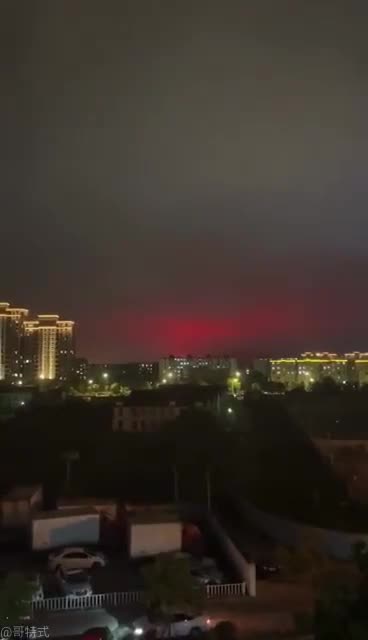 Chinese port-city of Zhoushan witnessing some kind of red sky event.
