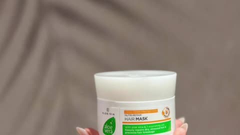 "Revitalize Your Hair with Nature’s Power: The Ultimate Aloe Vera Hair Mask!"