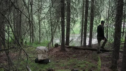 Solo Bushcraft Overnighter Next to River and Pond