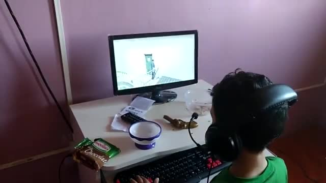 meu filho jogando gta