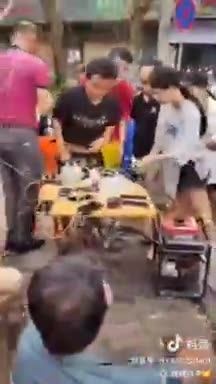 Dopo un recente potente tifone ad Hainan, in Cina, un’improvvisa interruzione...