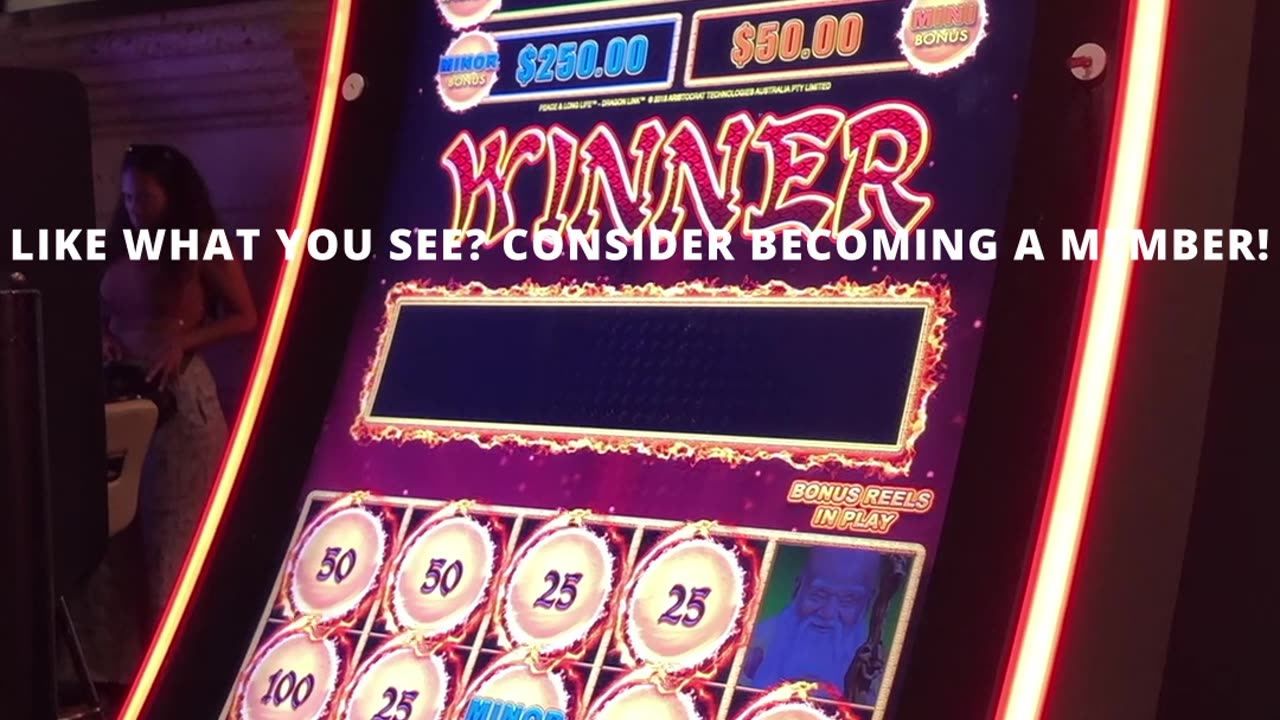 HUGE LOW-BET WIN!!! #slots #casino #slotmachine #slotwin #jackpot #bonusfeature #casinogames #gamble