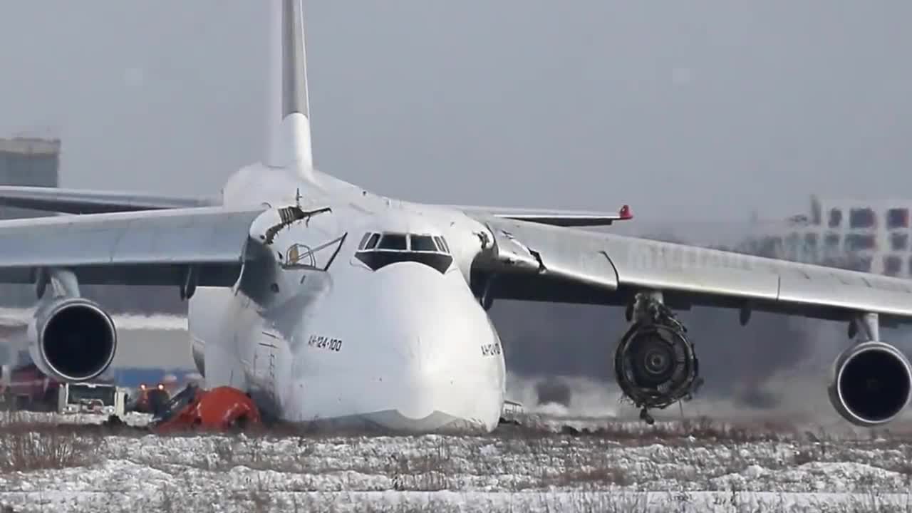 Russia Nuclear attack begin Russian Forces destroyed World's Largest cargo plane mriya in ukraine