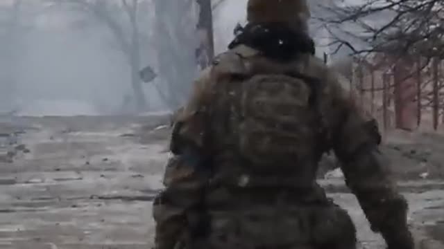 Helmet cam compilation of Mariupol defenders