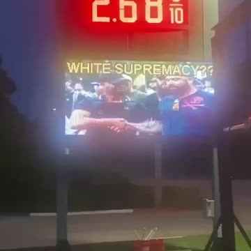 Set our people free! NOW! No more lies! No more political prisoners!