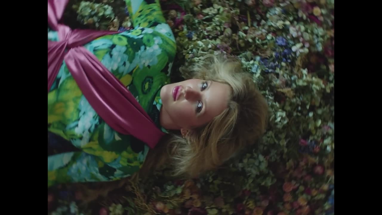 Ellie Goulding, Diplo, Swae Lee - Close To Me (Official Video)