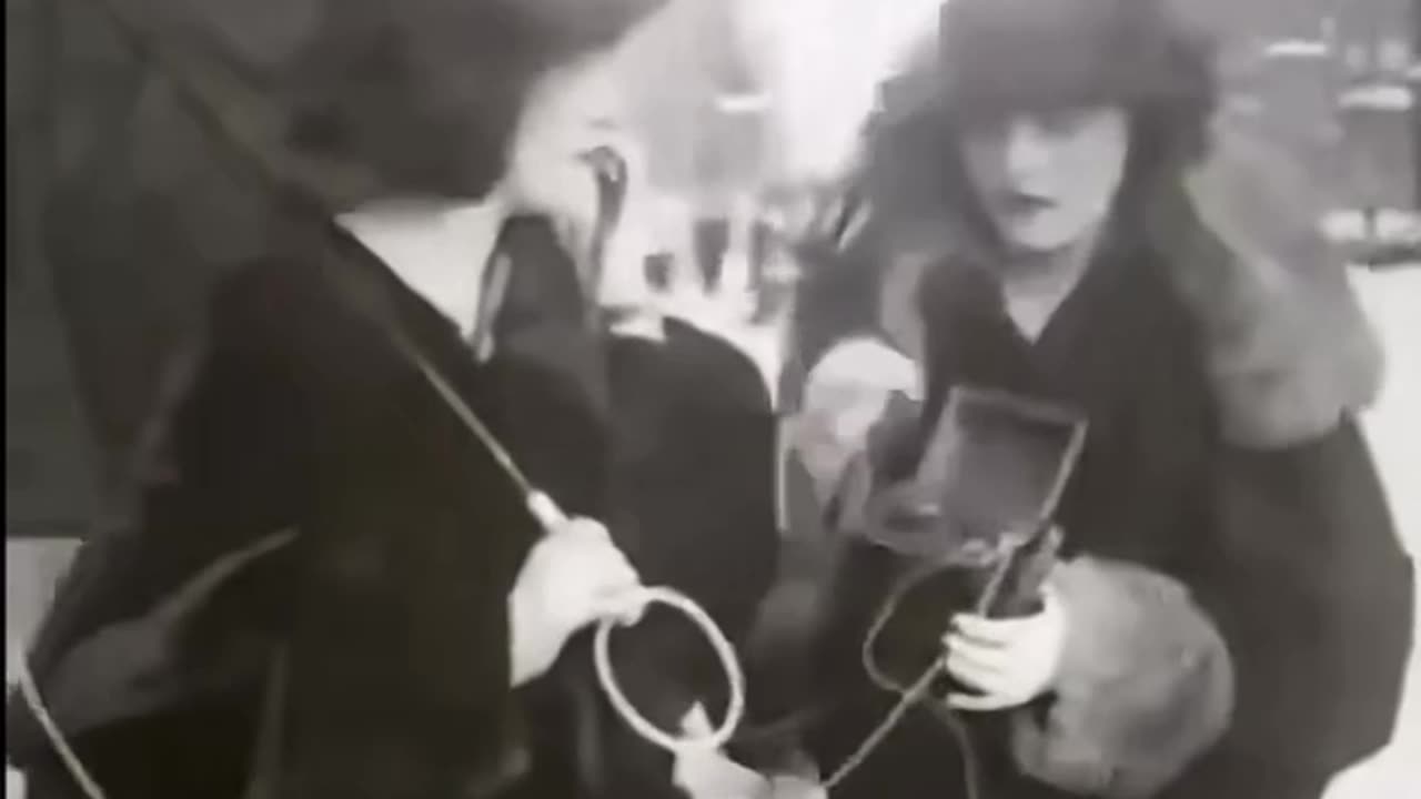 TECHNOLOGY ~MOBILE PHONE IN THE 1900’S