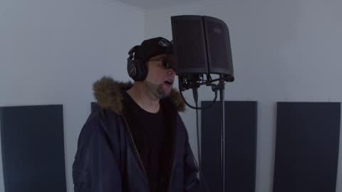 Escupiendo escritos sobre este beat