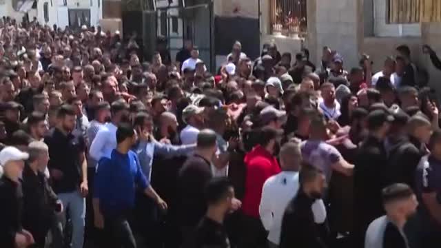 Raids and resistance in Palestinian town of Jenin