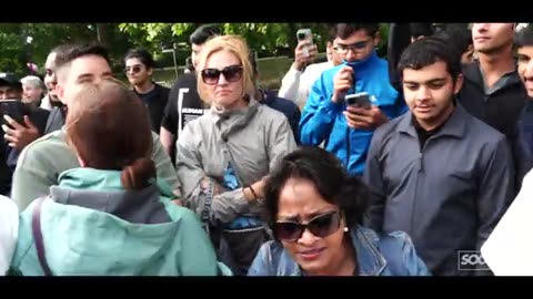 Muslims surrounding Christian ladies Speakers Corner #socofilms
