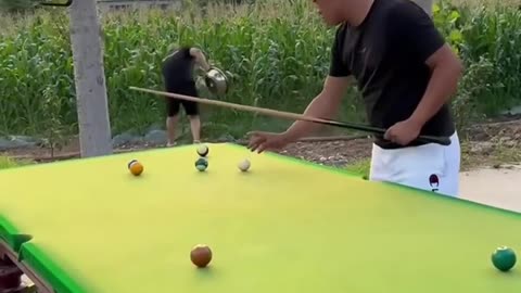 Funny Video BIlliards