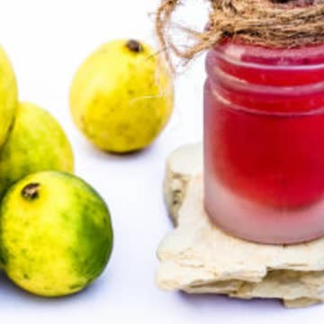 नींबू और शहद का पानी करता है वजन कम