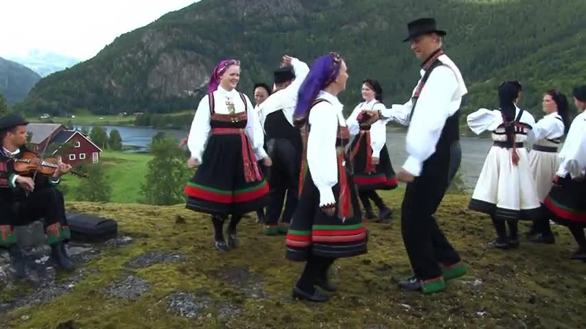 Gurmi dance