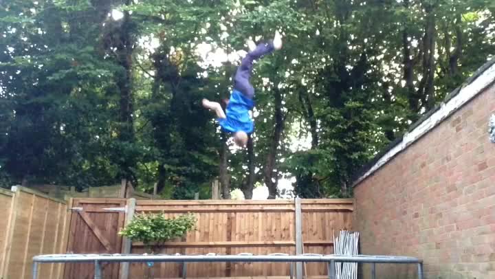 CRAZY TRAMPOLINE TRICKS!!!