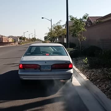 1995 Ford Thunderbird. Trick Flow Heads. Kooks headers. Burn out.