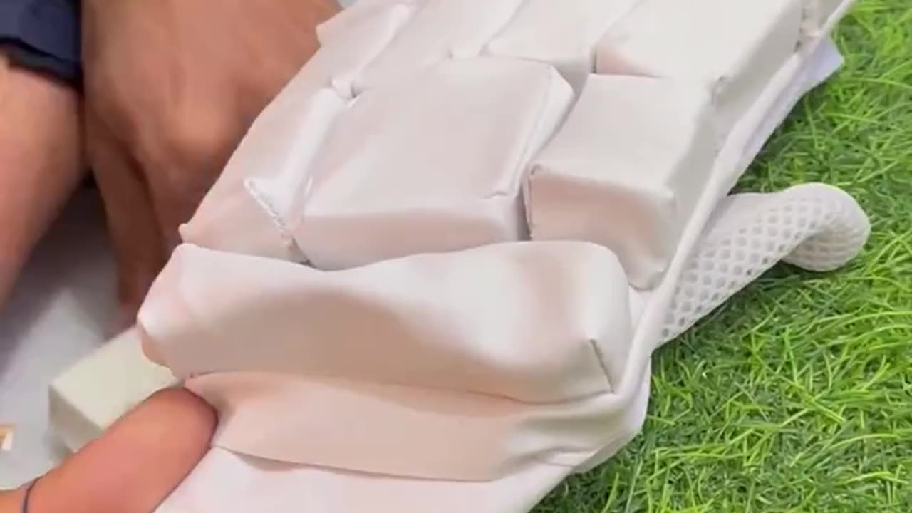 Making of Cricket Hand Gloves