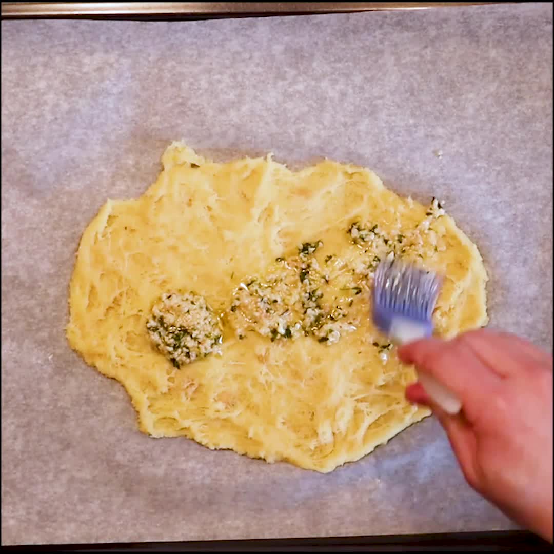 Keto Garlic Bread Recipe