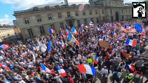 Paris: Massive Protests Against Vaccine Passport and Mandates Erupted Aug. 29, 2021