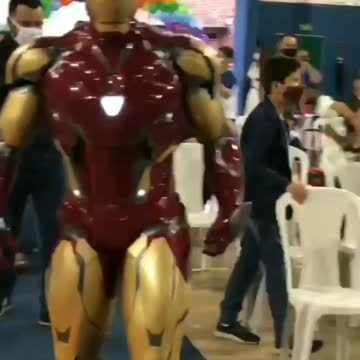 Iron man with infinity stone