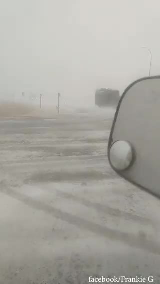 🇨🇦🚨 RCMP and tactical units have been deployed to the Coutts border