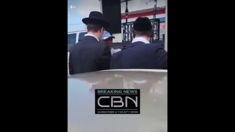 Pakistani gas station owner refuses service to Jews in Lakewood NJ USA .mp4