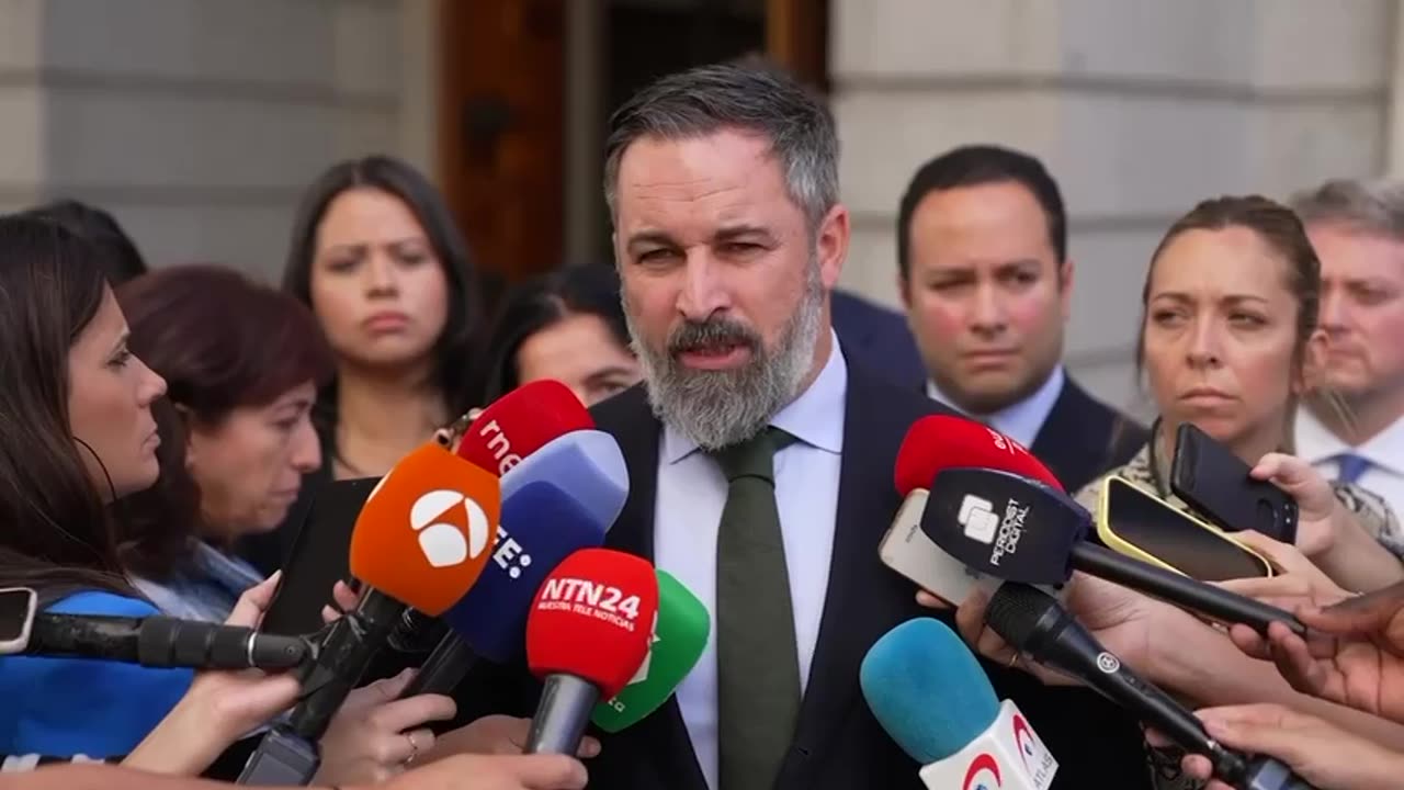 2.- Reunión Santiago Abascal Conde y Edmundo González Urrutia en Madrid