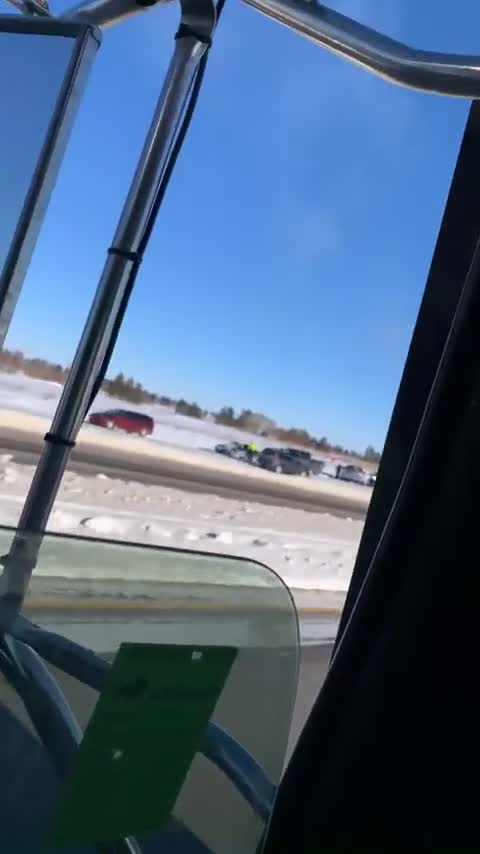 We got ourselves a convoy fellas