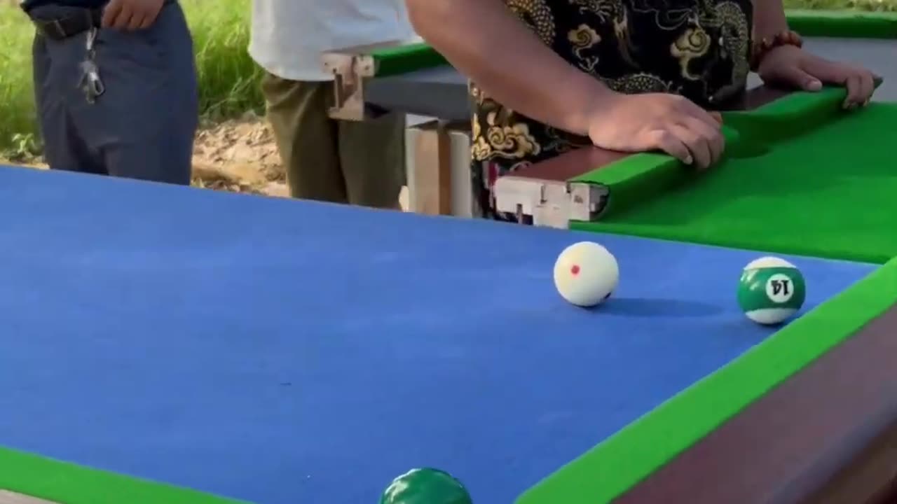 Funny pool game