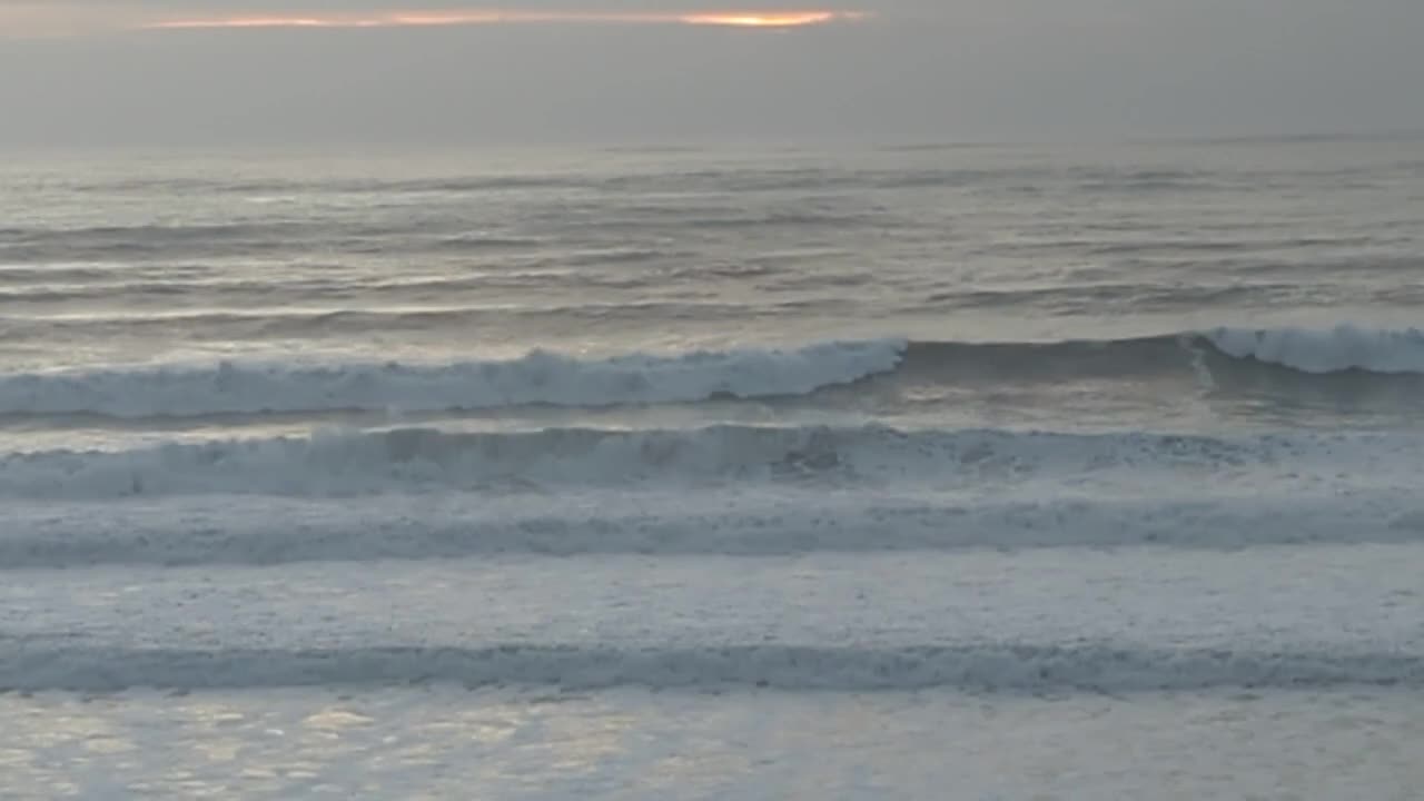 Heavy Clouds, Blazing Sun and Huge Waves