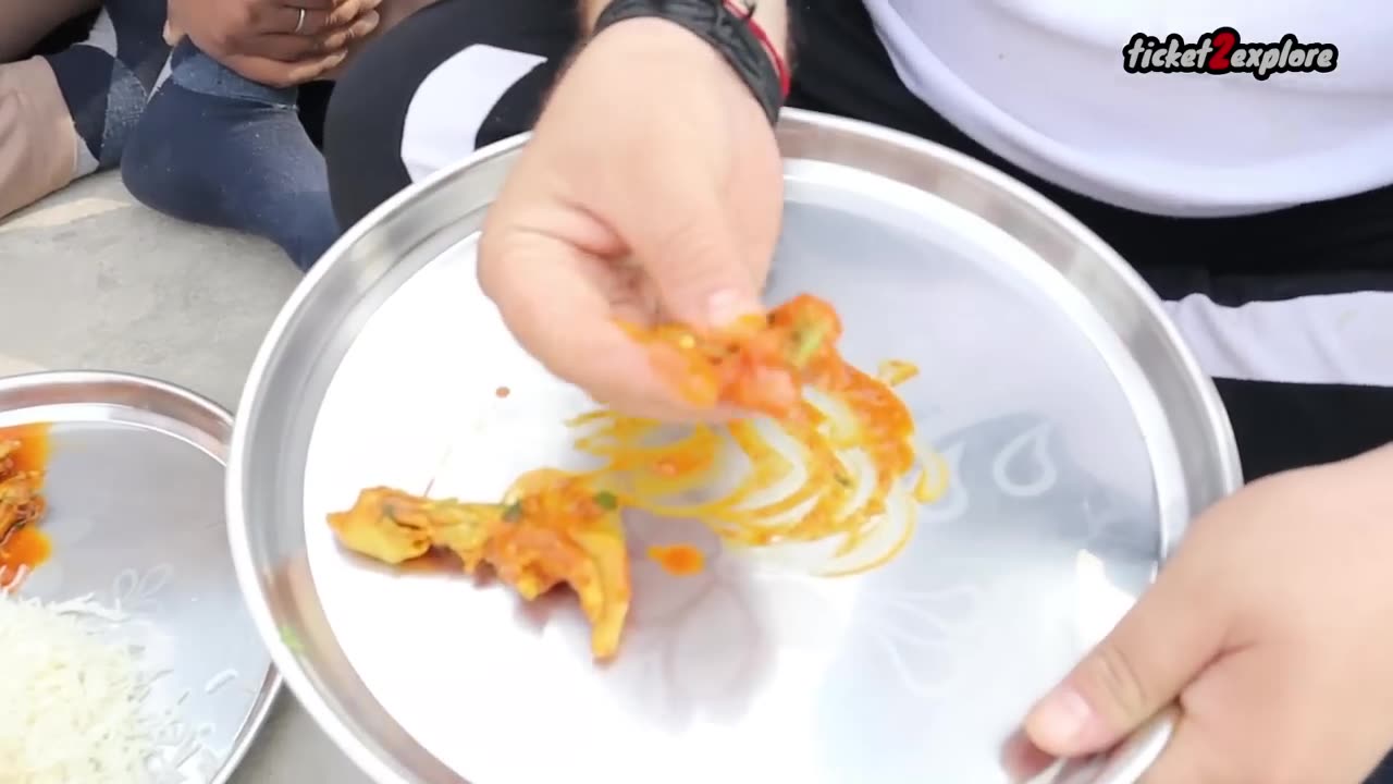 Kamal Bhai Ke Chicken Ke Panje _ Murge Panje Ki Recipe Aur Kaise Saaf Kare _ Chicken Feet Recipe