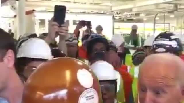 Union Worker's Response to Joe Biden Threatening Him With AR-14 Confiscation.