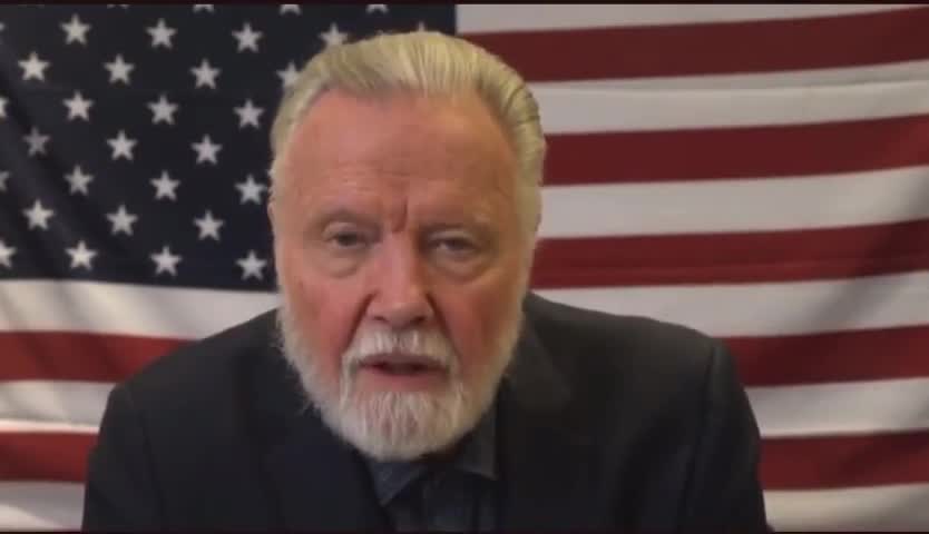 Jon Voight delivers inspirational message to all Americans