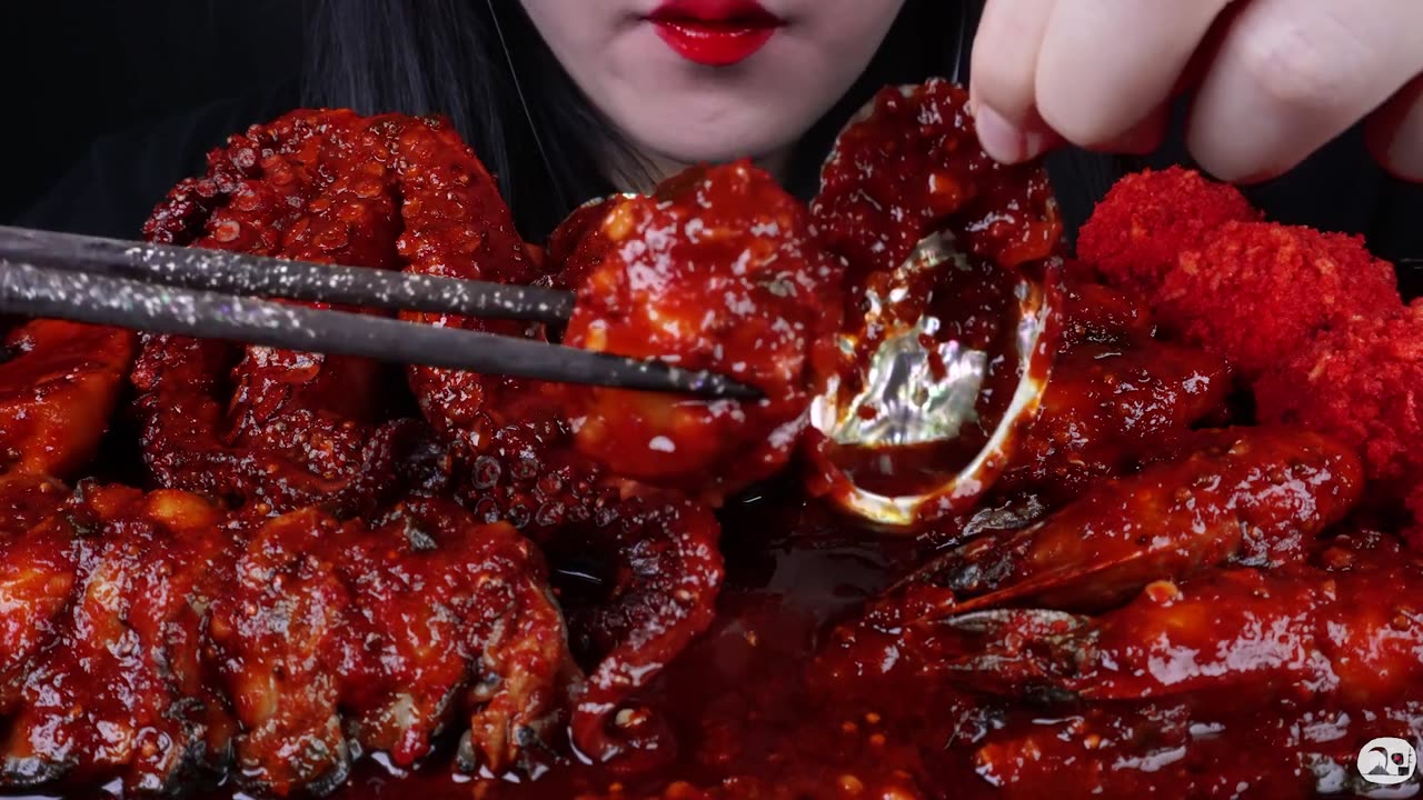 ASMR SPICY SEAFOOD, 해물찜 먹방, OYSTER, 굴 먹방, SPICY MUSHROOM, 버섯 먹방, 문어, OCTOPUS, 새우, SHRIMP 먹방MUKBANG