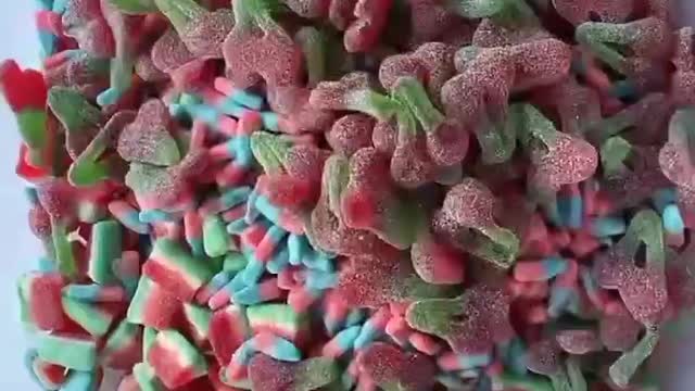 candy satisfying 09