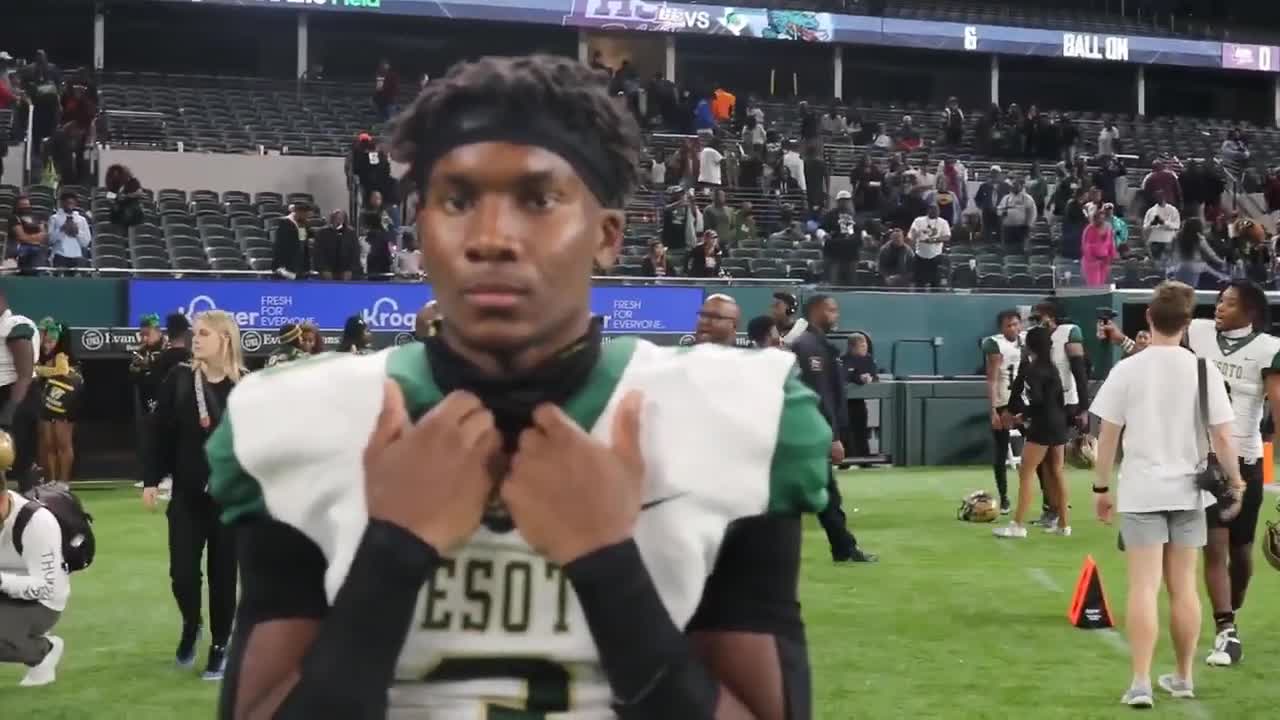 Desoto Knocks off Rockwall 49-28 in the Area Round