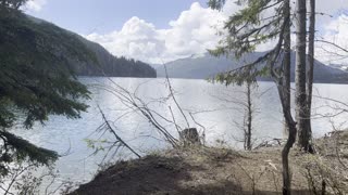 The STILL Kachess Lake from Thetis Campground – Okanogan-Wenatchee – Washington – 4K