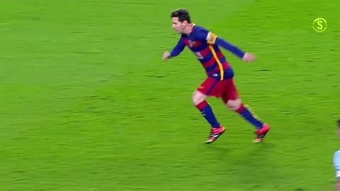 19 Times MESSI Used Intelligence In Football - With Commentaries