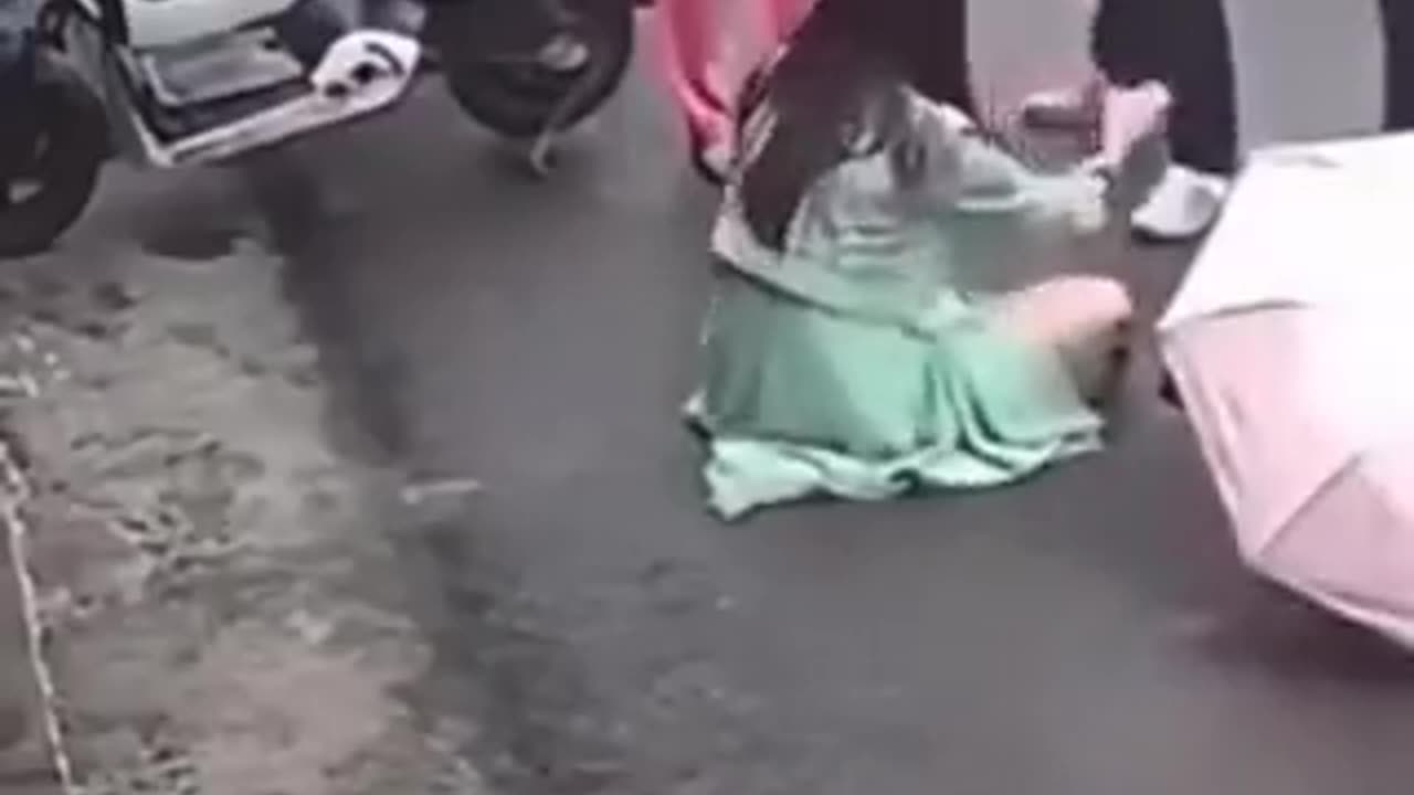 Dog attack innocent woman