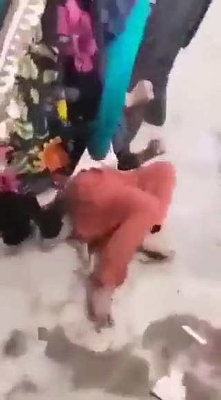 Woman's life under Sharia law,Because her head was not covered, sick culture