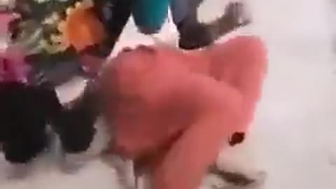 Woman's life under Sharia law,Because her head was not covered, sick culture