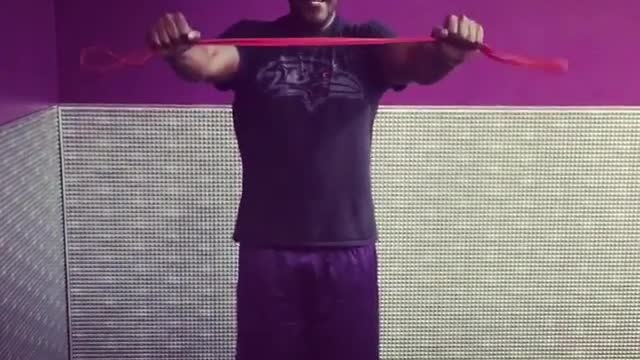 watch me exercise with bungee cords